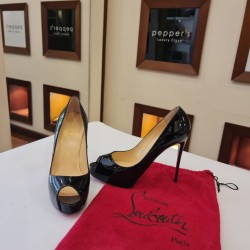 Christian Louboutin New Very Privé 120 patent leather pump.