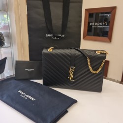 Saint Laurent Envelope shoulder bag