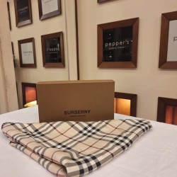 Burberry Check pattern scarf
