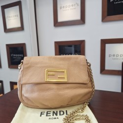 Fendi Fendista Pochette beige leather crossbody bag featuring gold-tone