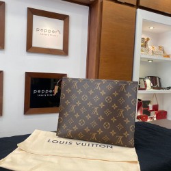 classic Louis Vuitton Monogram Toiletry Pouch